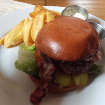 North London Tavern - Gastropubs Near Me - London, XGL North London Tavern - Gastropubs Near Me - London, XGL