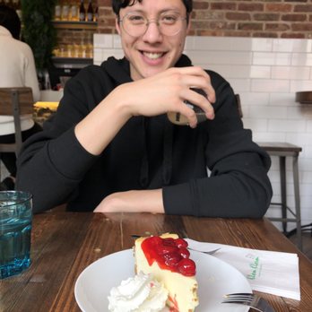 Klom Klorm - Yummy cheesecake! - Thai Near Me - Brooklyn, New York Klom Klorm - Yummy cheesecake! - Thai Near Me - Brooklyn, New York