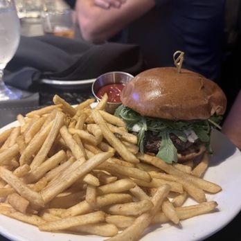The Sheldon Inn - Burger - American Near Me - Elk Grove, California The Sheldon Inn - Burger - American Near Me - Elk Grove, California
