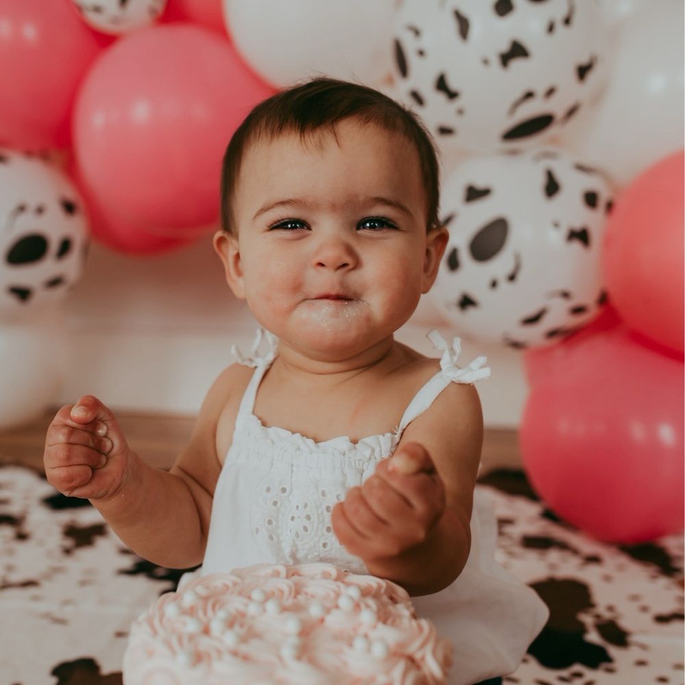 Kelsea Claassen Photography - 1st birthday photoshoot. - Session Photography Near Me Kelsea Claassen Photography - 1st birthday photoshoot. - Session Photography Near Me