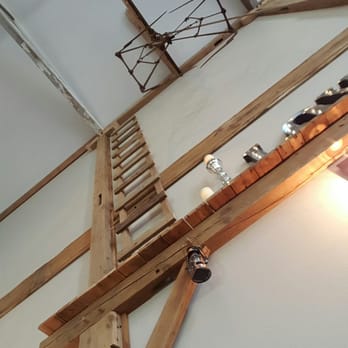 Barnes' Place - Inside the barn - Wedding Planning Near Me - Adel, Iowa