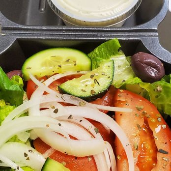 Tony's Pizza - Nice side salad - Pizza Near Me - Saint Petersburg, Florida Tony's Pizza - Nice side salad - Pizza Near Me - Saint Petersburg, Florida