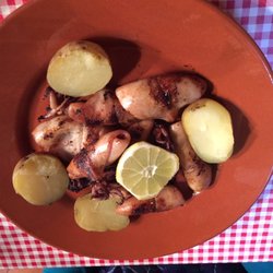 Taberna Do Canal - Fried squid and potatoes