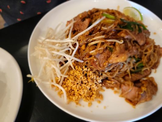 Thai Meric Eatery & Bar by null