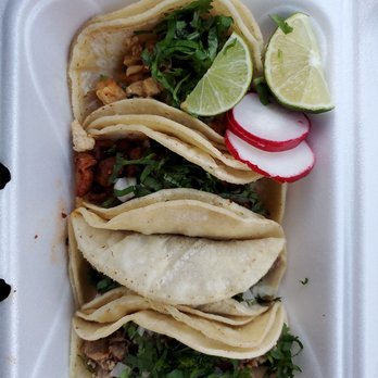 Taqueria Los Primos - Tacos - azada, pollo, carnitas, and I forgot what the last one is, but I'm about to bash!! - Food Trucks Near Me - Columbus, Ohio Taqueria Los Primos - Tacos - azada, pollo, carnitas, and I forgot what the last one is, but I'm about to bash!! - Food Trucks Near Me - Columbus, Ohio