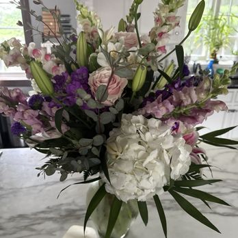Schweizer & Dykstra Beautiful Flowers - Bouquet of flowers - Florists Near Me - Pearl River, New York Schweizer & Dykstra Beautiful Flowers - Bouquet of flowers - Florists Near Me - Pearl River, New York
