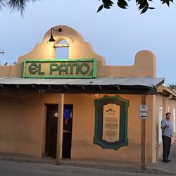 El Patio Bar