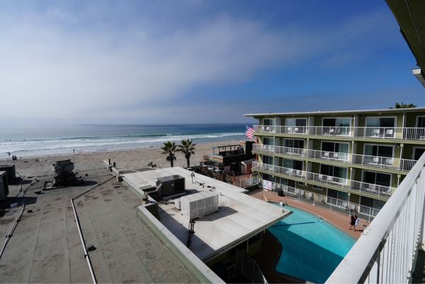 Surfer Beach Hotel - Obstructed View. - San Diego, CA