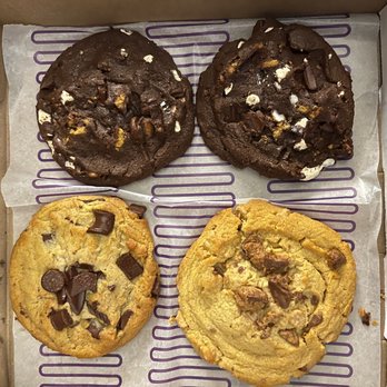 Insomnia Cookies - three cookies in a box - Desserts Near Me - St Louis, Missouri Insomnia Cookies - three cookies in a box - Desserts Near Me - St Louis, Missouri