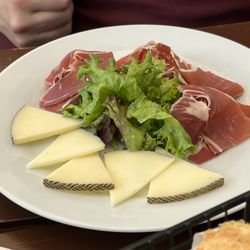 Hacienda - Käse und Schinken ... für 13,50€ !!!