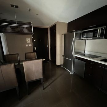 Vdara - Kitchen and dining area in suite - Hotels Near Me - Las Vegas, Nevada Vdara - Kitchen and dining area in suite - Hotels Near Me - Las Vegas, Nevada