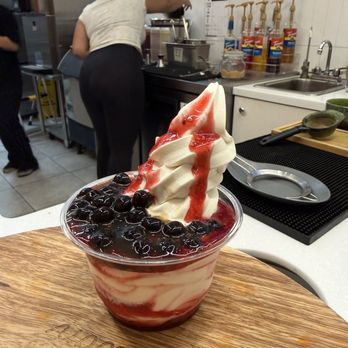 L'moon Creamery - Pasadena - Ice Cream & Frozen Yogurt Near Me - Pasadena, California L'moon Creamery - Pasadena - Ice Cream & Frozen Yogurt Near Me - Pasadena, California