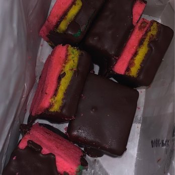 CakeChef Bakery - Tri Color - Bakeries Near Me - Staten Island, New York