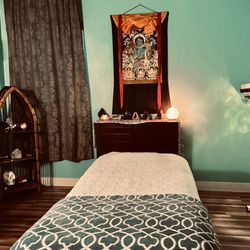 Magnificent Hands Center for Healing - Tranquil room