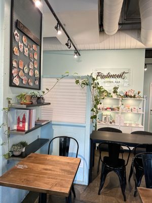 Say Coffee & Table by null