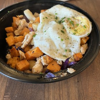 Worth Takeaway - Crispy Chicken & Sweet Potato Red Pepper - Breakfast & Brunch Near Me - Mesa, Arizona Worth Takeaway - Crispy Chicken & Sweet Potato Red Pepper - Breakfast & Brunch Near Me - Mesa, Arizona