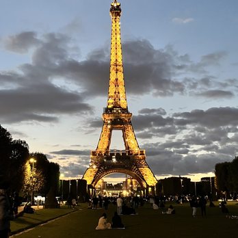 La Tour Eiffel - Landmarks & Historical Buildings Near Me - Paris, 75