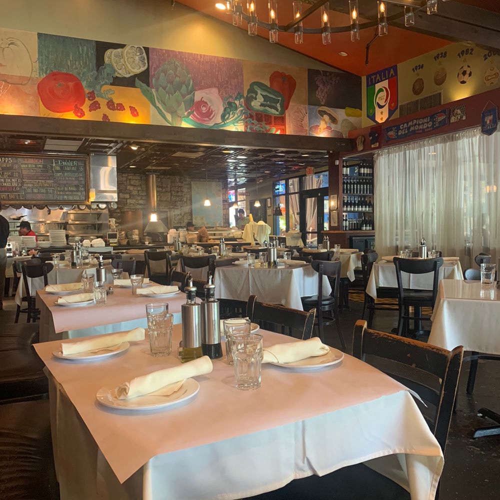Piazza Gavi - Interior - lovely. - Italian Near Me - Tucson, Arizona Piazza Gavi - Interior - lovely. - Italian Near Me - Tucson, Arizona