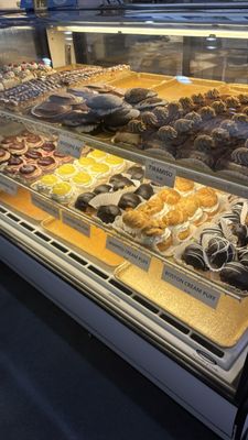 Mike's Pastry - Assembly Row by null