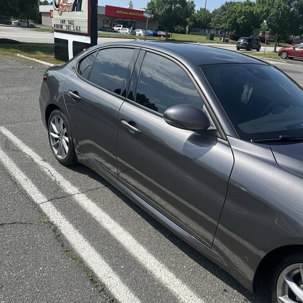 2023 Alfa Romeo Tint 2023 Alfa Romeo Tint