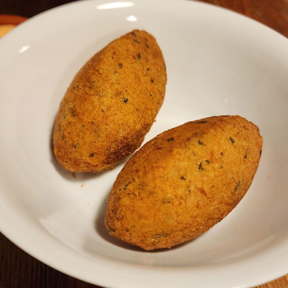 Sal Grosso - Cod fritters with spicy aioli sauce - Portuguese Near Me - Lisbon, 11
