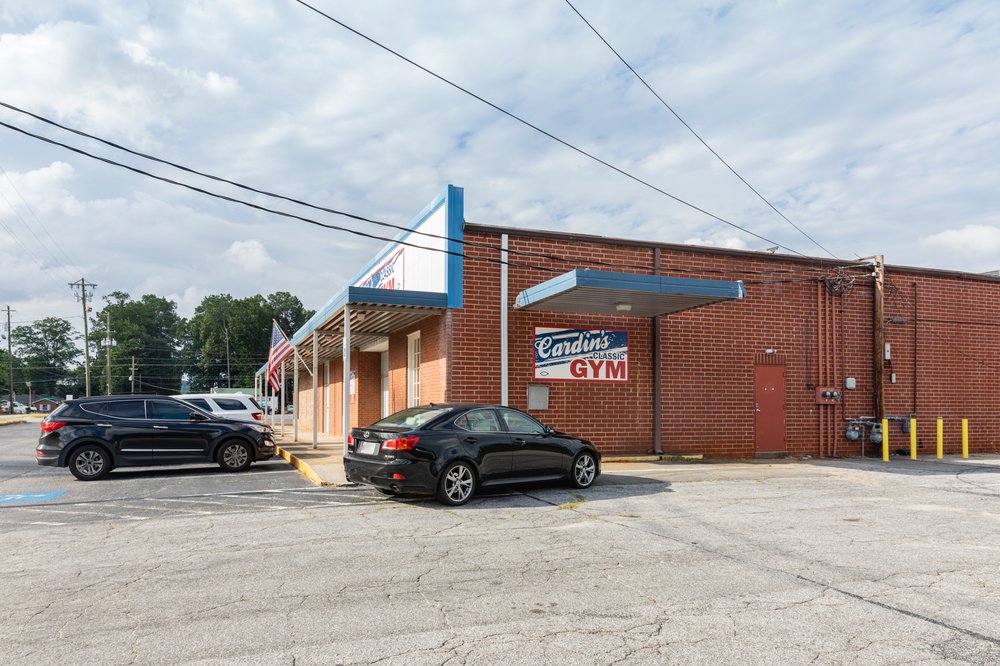 CARDIN’S CLASSIC GYM MARIETTA Updated June 2024 15 Photos 1800