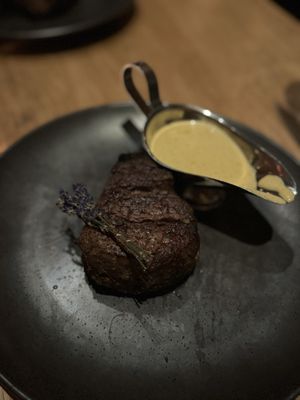 Vinyl Steakhouse by null