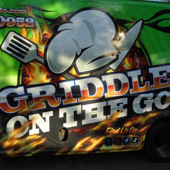 Griddle on the Go - Graphics & logo on the side of the truck. - Food Trucks Near Me Griddle on the Go - Graphics & logo on the side of the truck. - Food Trucks Near Me