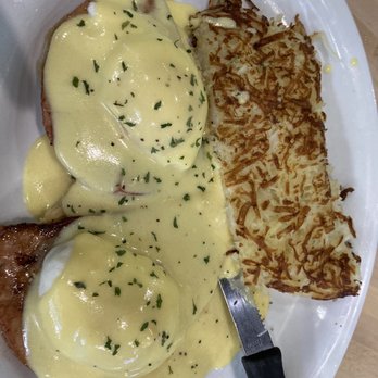 Biscuits Cafe - Ham Benedict - American Near Me - San Tan Valley, Arizona Biscuits Cafe - Ham Benedict - American Near Me - San Tan Valley, Arizona