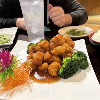 Lucky Panda - Excellent presentation of food, very tasty. Quick and good amount of food for the price. Bathrooms were clean - Chinese Near Me - North Myrtle Beach, South Carolina