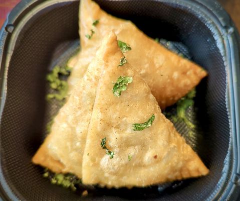 NAYAAB by null