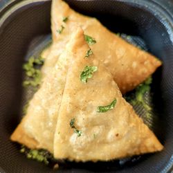 Nayaab - Samosas