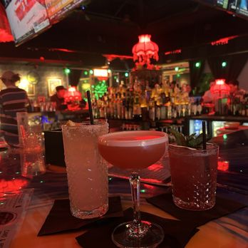 The Starving Artist - Drinks - Dive Bars Near Me - Phoenix, Arizona