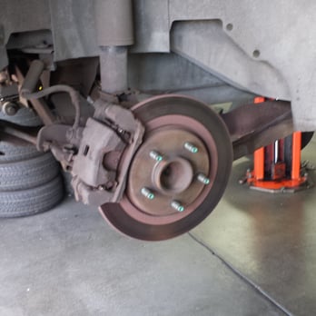 Master Imports Force Auto - Inspecting my rear pads and rotors - Auto Repair Near Me - Santa Monica, California Master Imports Force Auto - Inspecting my rear pads and rotors - Auto Repair Near Me - Santa Monica, California
