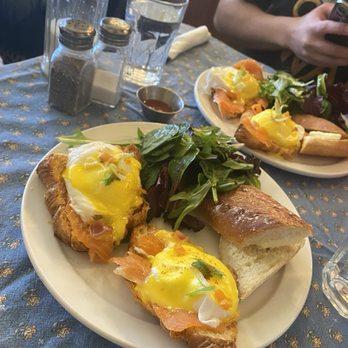 Bonjour Brioche - Smoked salmon Benedict. - Breakfast & Brunch Near Me - Toronto, Ontario Bonjour Brioche - Smoked salmon Benedict. - Breakfast & Brunch Near Me - Toronto, Ontario