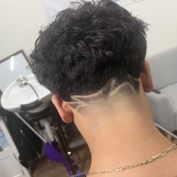 Daily Hustle Barber