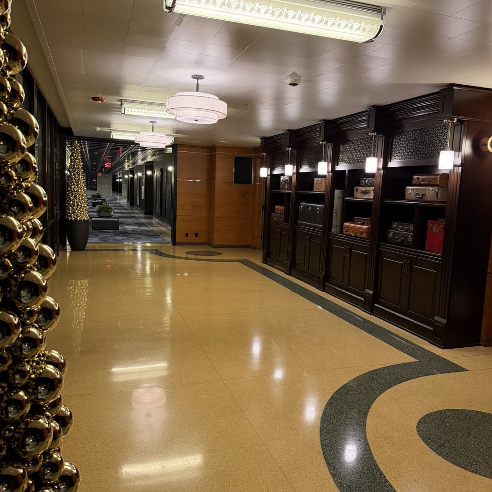 Bottleworks Hotel - Hotels Near Me - Indianapolis, Indiana