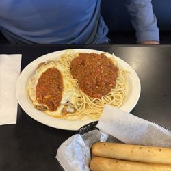 Garlic parm and breadsticks