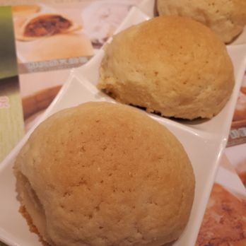 添好運點心專門店 - Baked BBQ cha siu buns - what they are known for,  taste great! - Dim Sum Near Me - Hong Kong, HK