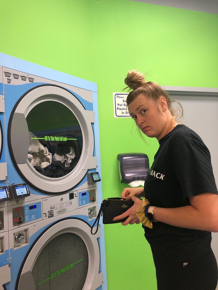 ROSEVILLE LAUNDRY 13 Photos 2799 Hamline Ave N, Roseville