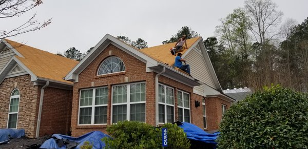 MTS Sheffield Roofing Logo