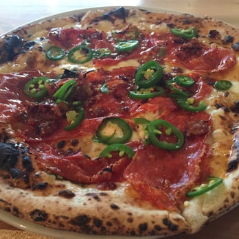 Cane Rosso - Honey bastard - Wine Bars Near Me - Carrollton, Texas