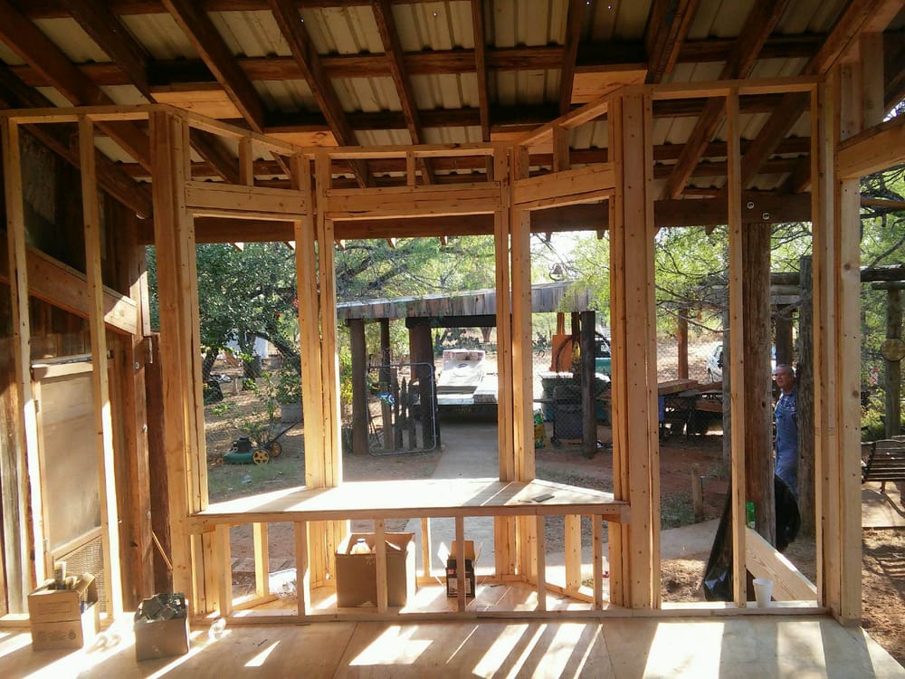 Slide of J Guerra Contracting