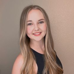 Hair by Veronica Arriaga - Soft lived in Bayalage