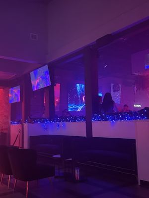 The Heights Social by null