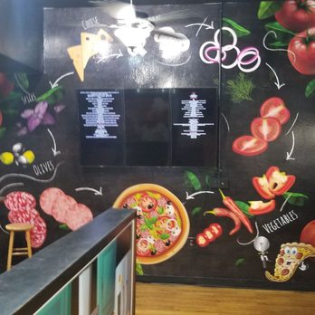 Slice Pizzeria & Wing House - Inside - Pizza Near Me - Tampa, Florida Slice Pizzeria & Wing House - Inside - Pizza Near Me - Tampa, Florida