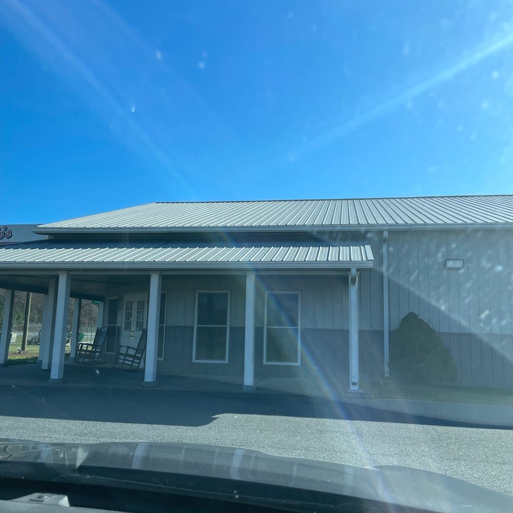 Mike's Clearance Center - Mattresses Near Me - Delmar, Delaware