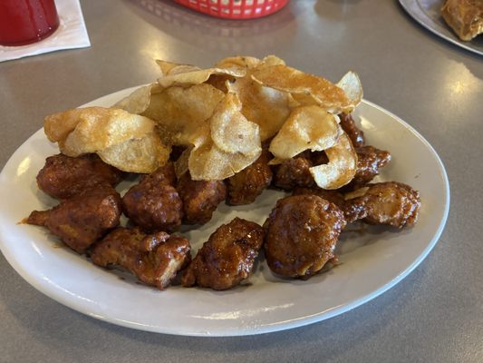 Pluckers Wing Bar by null