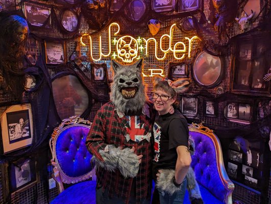 Wonder Bar by null