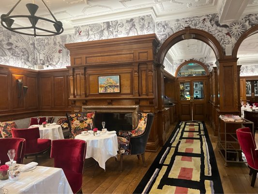 Brown's Hotel, a Rocco Forte hotel by null